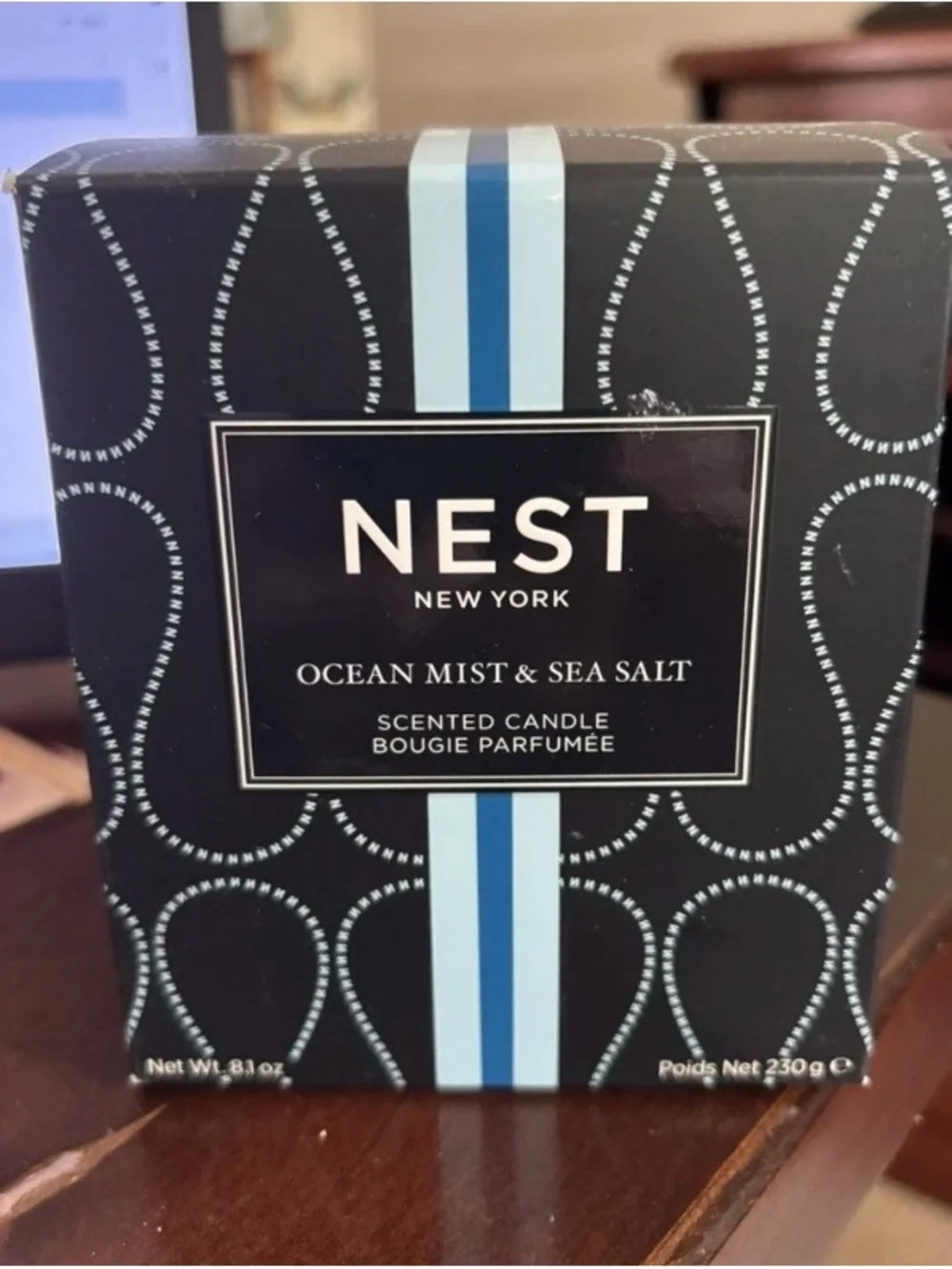 NEST Fragrances Ocean Mist & Sea Salt Candle - White